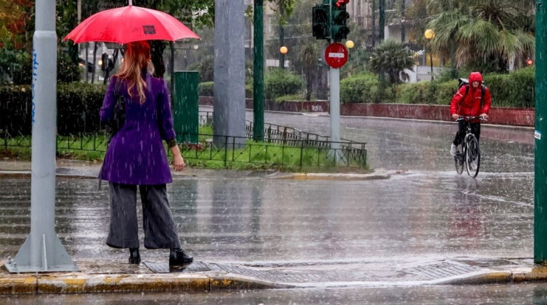 Βροχερός ο καιρός σήμερα Δευτέρα (28.02), σύμφωνα με την πρόγνωση ΕΜΥ