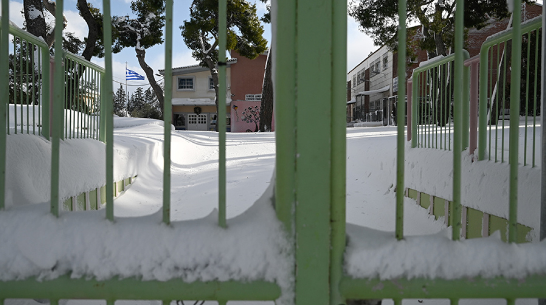 Κλειστά σχολεία λόγω χιονοπτώσεων
