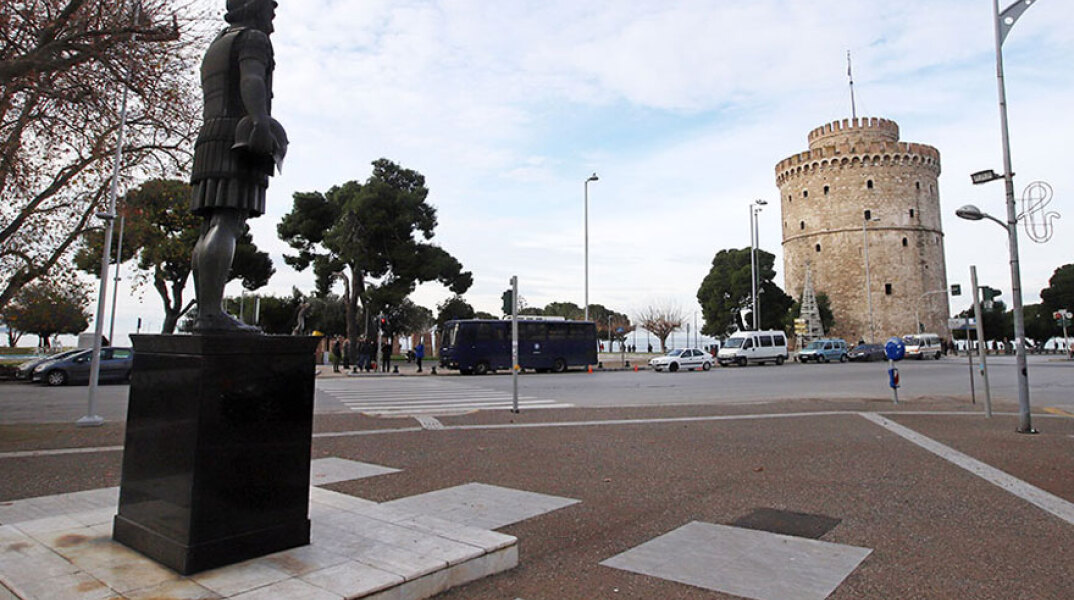 Μειώνεται ο κορωνοϊός στα λύματα στη Θεσσαλονίκη, σύμφωνα με τον ΕΟΔΥ