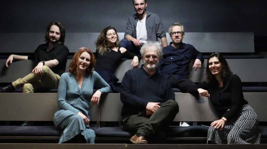 "Να ακούς το χιόνι να πέφτει" στο studio Μαυρομιχάλη