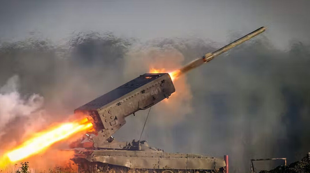 Το ρωσικό οπλικό σύστημα TOS-1A που εκτοξεύει θερμοβαρικούς πυραύλους