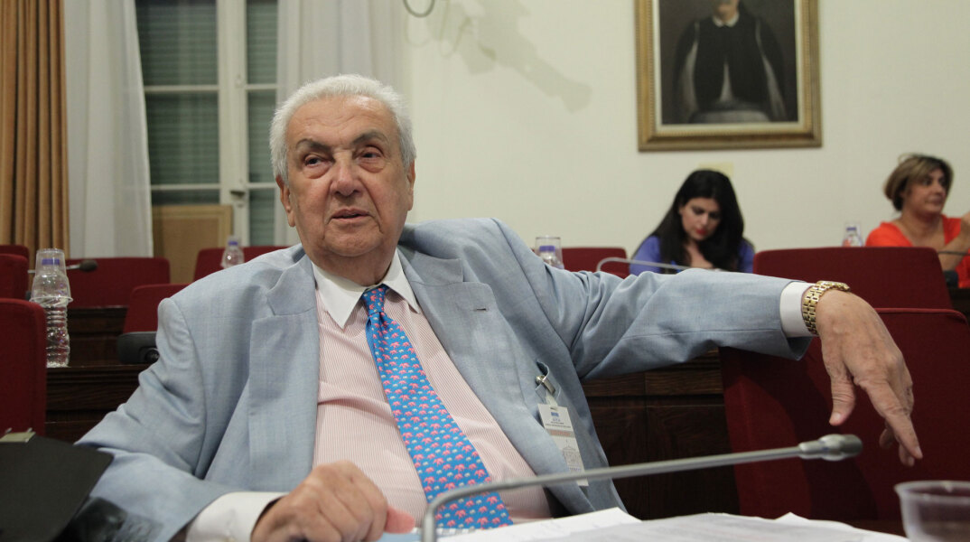  Δ. Κοντομηνάς