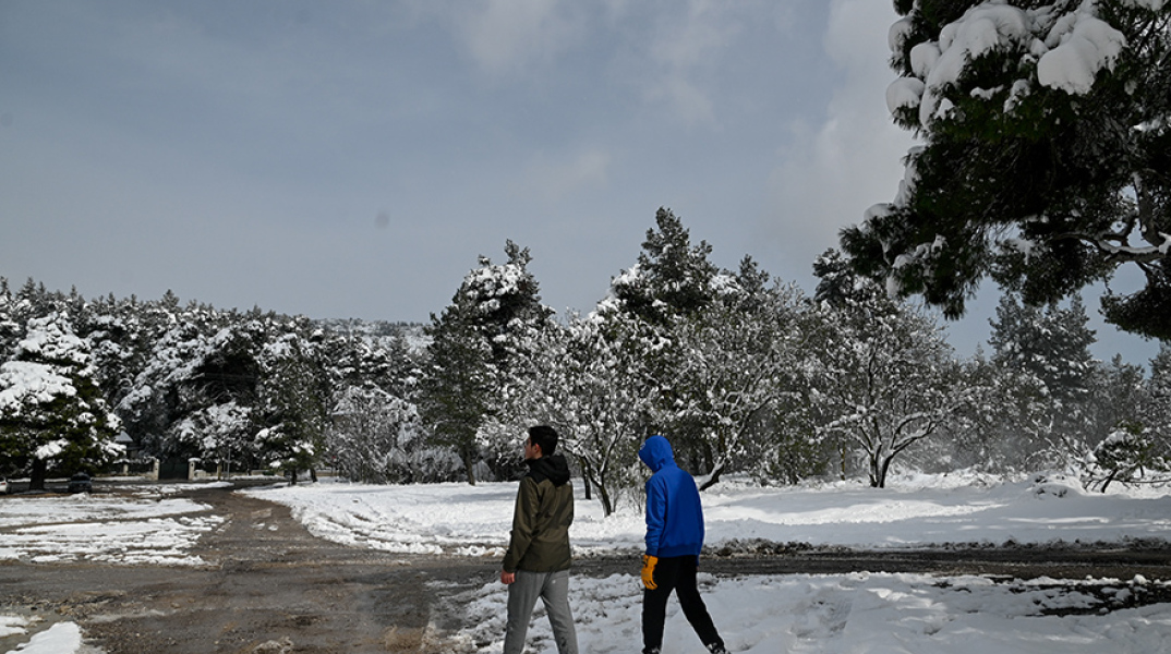 Κακοκαιρία «Φίλιππος»: Χιόνια στην Αττική