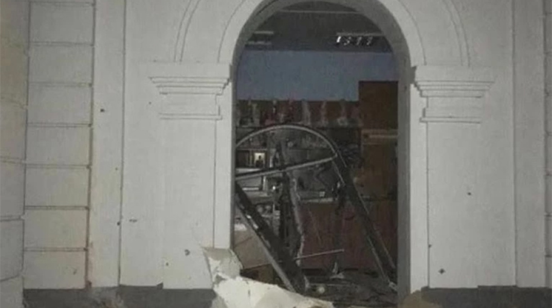 Πόλεμος στην Ουκρανία: Εικόνες από το μοναστήρι που βομβάρδισαν οι Ρώσοι