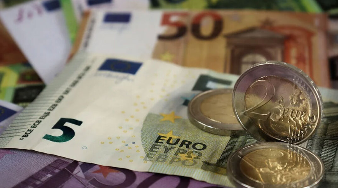 Χαρτονομίσματα και κέρματα του ευρώ