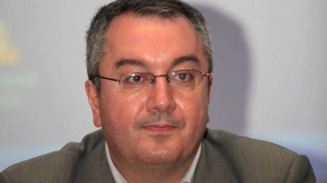 Ο καθηγητής του LSE, Ηλίας Μόσιαλος 