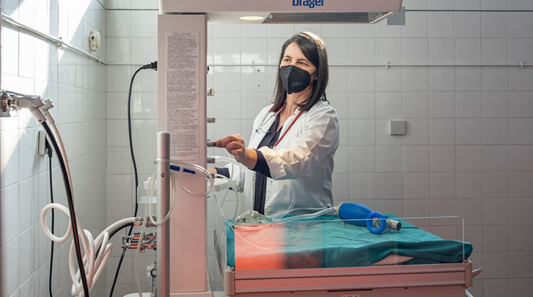 Το Γ.Ν. Καρπενησίου εξοπλίστηκε με ένα σύγχρονο μηχάνημα ανάνηψης νεογνών