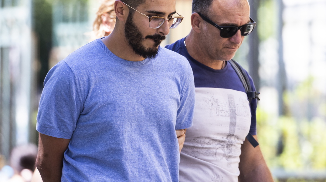 Tinder Swindler, σύλληψη