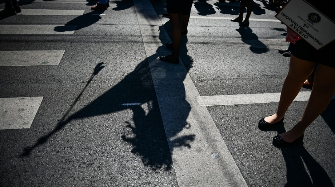 ΖΑΠΠΕΙΟ-ΣΤΑ ΠΑΡΑΣΚΗΝΙΑ ΤΗΣ...ΜΑΘΗΤΙΚΗΣ ΠΑΡΕΛΑΣΗΣ ΓΙΑ ΤΗΝ 25η ΜΑΡΤΙΟΥ (ΤΑΤΙΑΝΑ ΜΠΟΛΑΡΗ/EUROKINISSI)