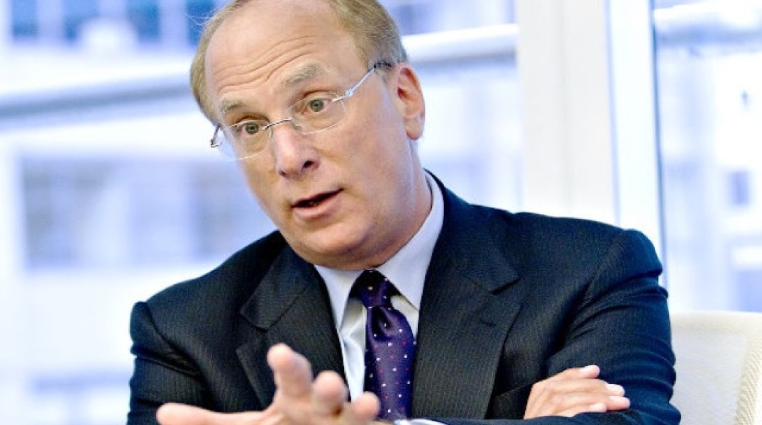 Η ρωσική εισβολή στην Ουκρανία αναθεωρεί την παγκόσμια τάξη πραγμάτων, όπως την ξέραμε από το Δεύτερο Δεύτερο Παγκόσμιο Πόλεμο, δήλωσε ο Λάρι Φινκ, διευθύνων σύμβουλος και πρόεδρος της BlackRock, του μεγαλύτερου στον κόσμο διαχειριστή ενεργητικού.   «Η ρω