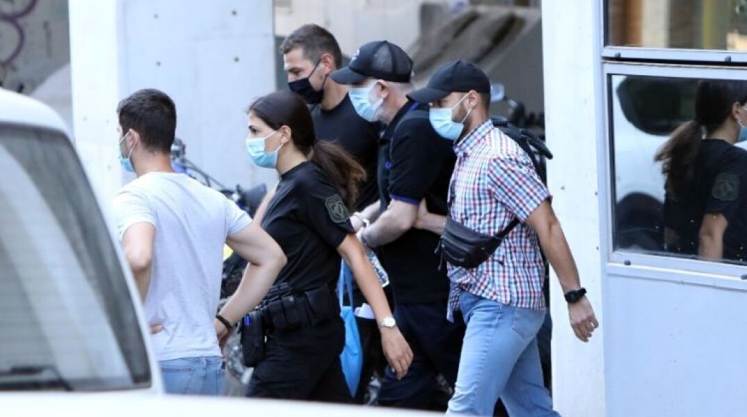 Πέτρος Φιλιππίδης: Διακοπή στη δίκη μετά το αίτημα για καταθέσεις κεκλεισμένων των θυρών