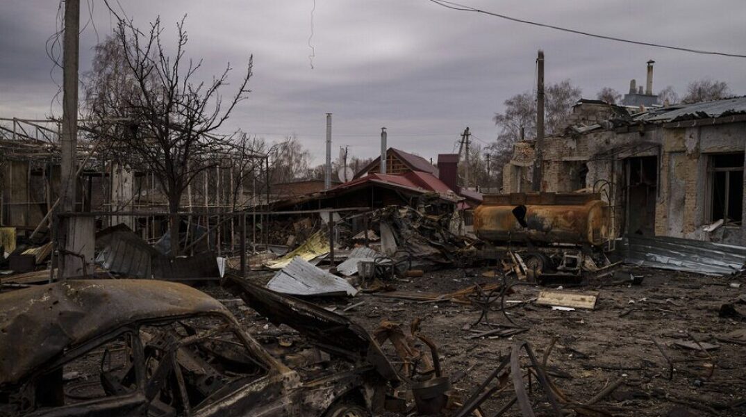 CNN: Αποσύρει στρατό από Κίεβο και Τσερνίχιφ η Ρωσία - Γιατί αλλάζει τώρα στρατηγική ο Πούτιν