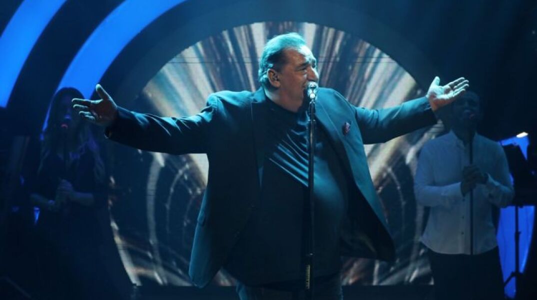 Ο Βασίλης Καρράς