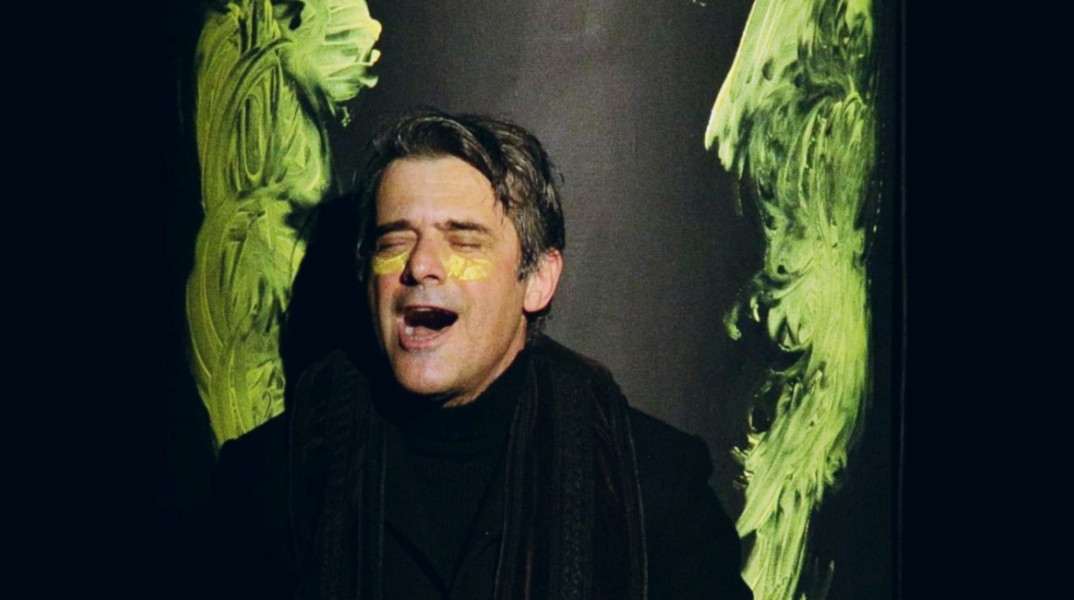 Ο Γεράσιμος Γεννατάς στην παράσταση "Κόκκαλο"