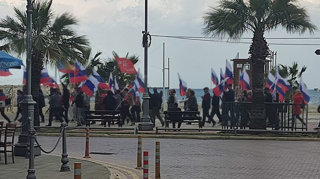 Κύπρος: Διαδήλωση υπέρ της ρωσικής εισβολής στην Ουκρανία.