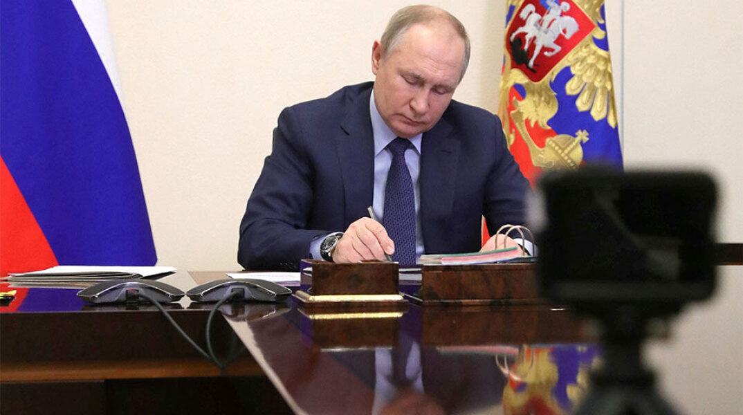 ΗΠΑ-Ρωσία: Οι σύμβουλοι του Πούτιν "φοβούνται τόσο πολύ να του πουν την αλήθεια για την κακή πορεία του πολέμου για τη Ρωσία στην Ουκρανία"