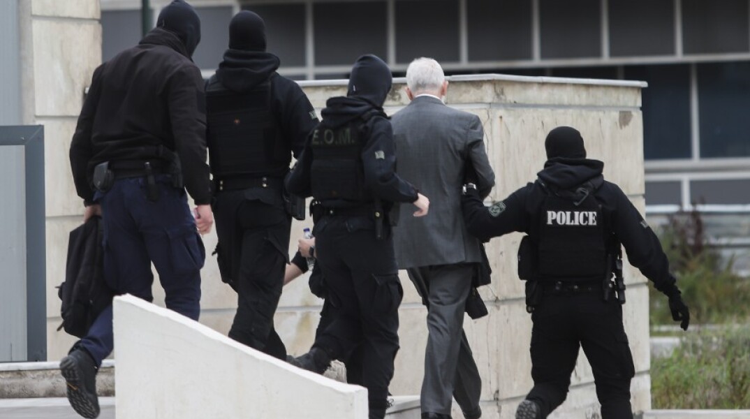 Ο Πέτρος Φιλιππίδης