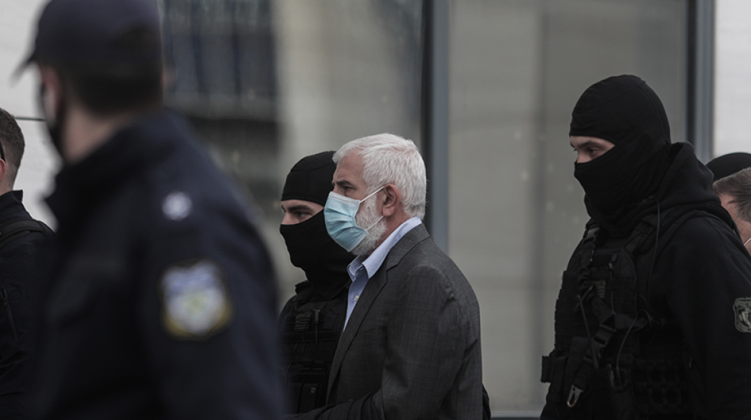 Πέτρος Φιλιππίδης