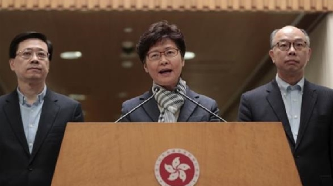 Χονγκ Κονγκ: Ο Τζον Λι, δεύτερος στην ιεραρχία αξιωματούχος, αναμένεται να είναι υποψήφιος στις εκλογές της 8ης Μαΐου για την ανάδειξη νέου κυβερνήτη	