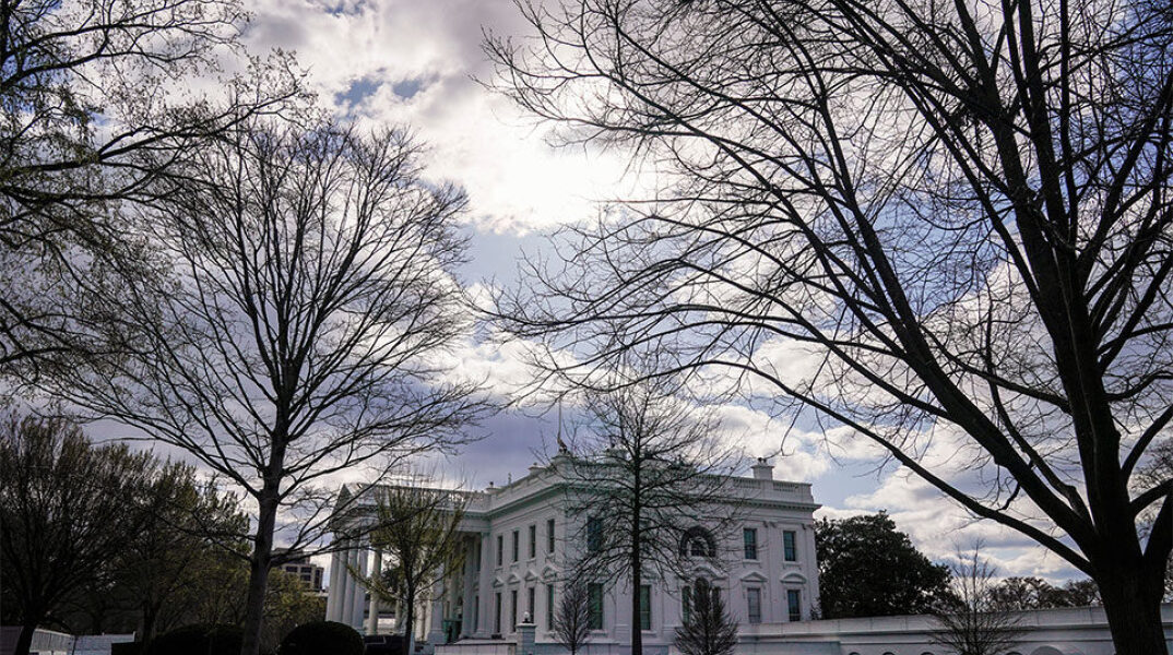 Μπάιντεν: Νέος γύρος σκληρών κυρώσεων