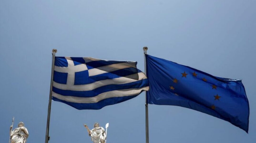 Fitch Solutions για Ελλάδα: Νέοι κίνδυνοι κοινωνικών αναταραχών λόγω του πληθωρισμού