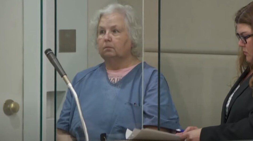 Η κατηγορούμενη για τη δολοφονία του συζύγου της συγγραφέας, Nancy Crampton