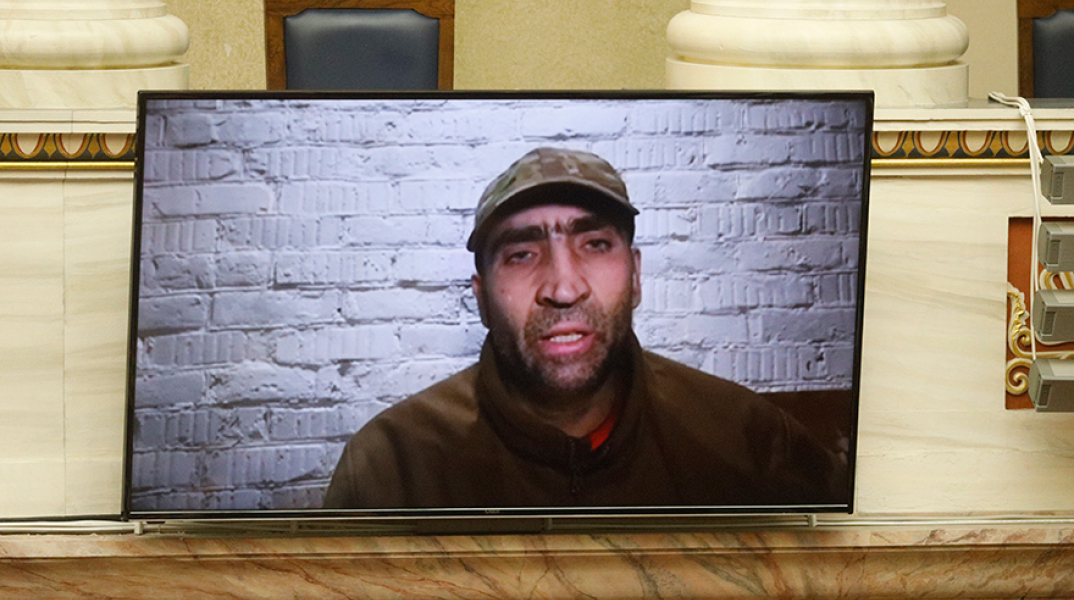 Το μέλος του Τάγματος του Αζόφ που μίλησε στη Βουλή για τον πόλεμο στην Ουκρανία