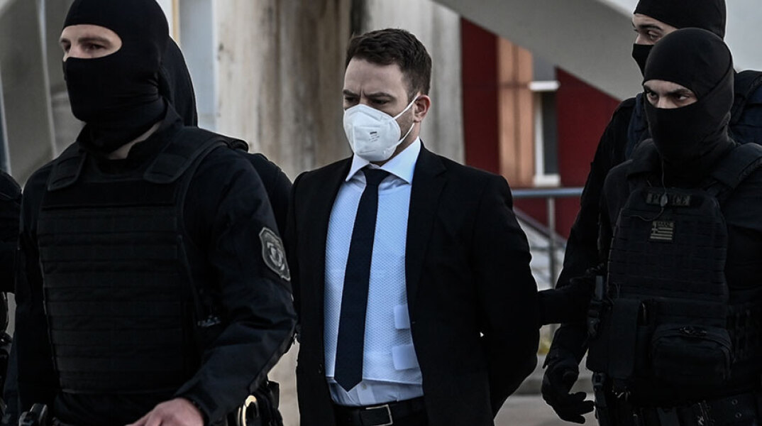 Ο Μπάμπης Αναγνωστόπουλος στη δίκη για τη δολοφονία της Καρολάιν Κράουτς στα Γλυκά Νερά