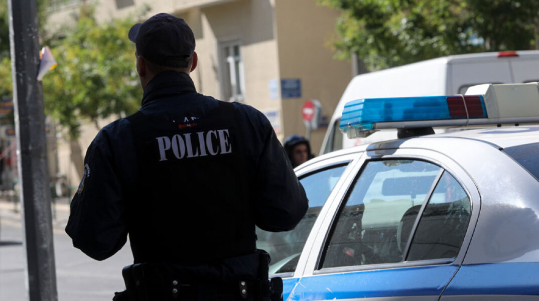 Προφυλακιστέος ο πατέρας στη Νέα Σμύρνη που χτυπούσε και κακοποιούσε σεξουαλικά την κόρη του