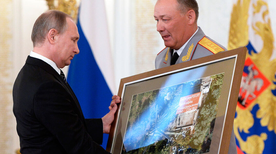 Πούτιν: Οι ρωσικές δυνάμεις ενεργούν θαρραλέα και αποτελεσματικά στην Ουκρανία