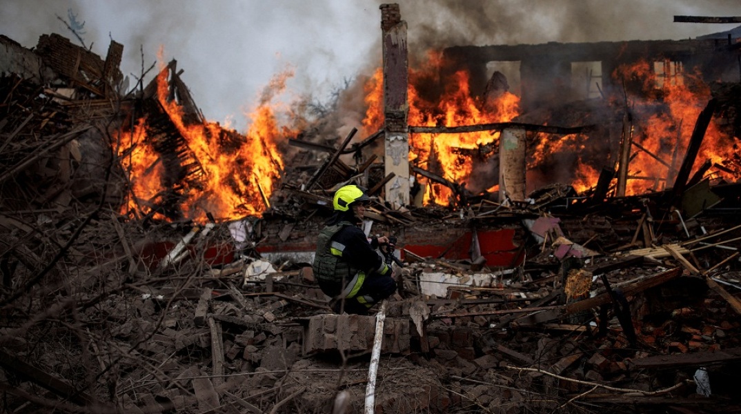 Συγκέντρωση ρωσικών δυνάμεων στο Μπέλγκοροντ δείχνουν δορυφορικές εικόνες  