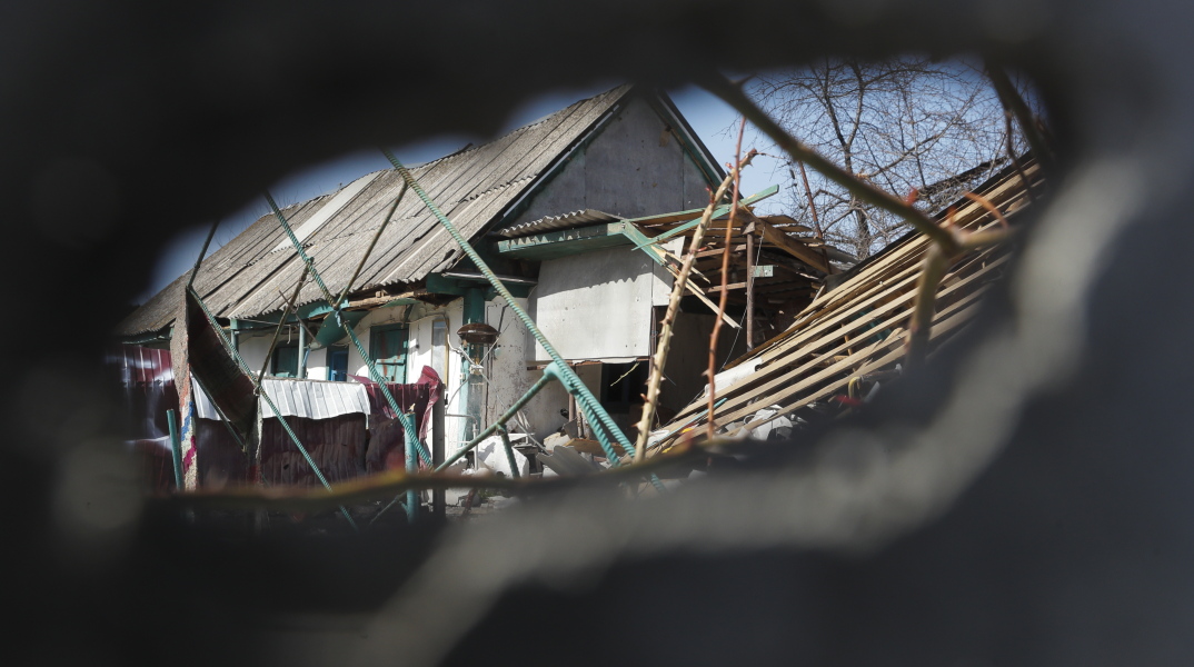 κατεστραμμένο σπίτι, ρωσο-ουκρνανικός πόλεμος