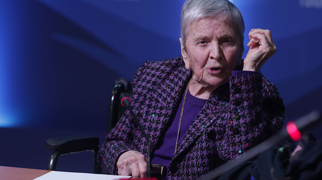 Η Ελένη Γλύκατζη Αρβελέρ είναι στο νοσοκομείο «Υγεία» για προκαθορισμένες εξετάσεις