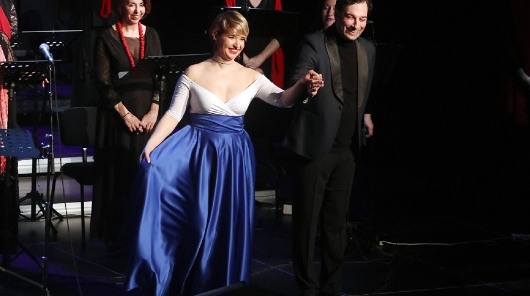 Νάντια Κοντογεώργη: Θα πεθάνουμε ευτυχισμένες που υπηρετήσαμε τον σύζυγο;