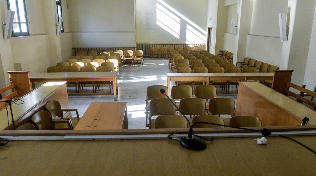 Ένωση Εισαγγελέων Ελλάδος: Μεμονωμένο γεγονός η περίπτωση εισαγγελέως (Κέρκυρας), η οποία είχε 3.010 καθυστερήσεις υποθέσεων