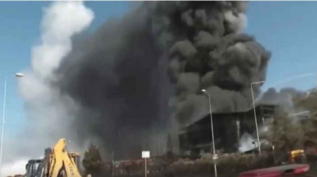 Κωνσταντινούπολη: Σε υπόγειο βραχυκύκλωμα αποδίδεται η έκρηξη