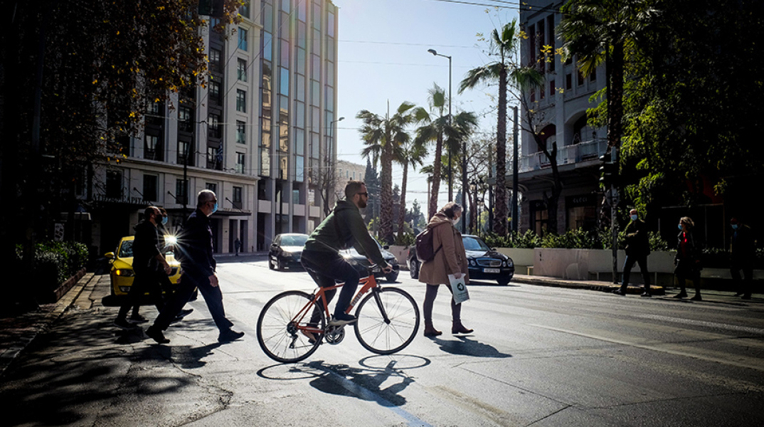 Ο ΕΟΔΥ ανακοίνωσε τα νέα κρούσματα κορωνοϊού και την κατανομή τους