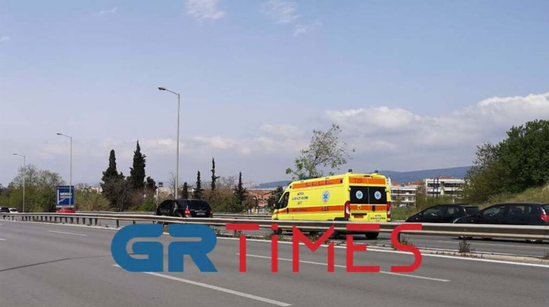 Νεκρός ο άνδρας που παρασύρθηκε στη Θεσσαλονίκη από αυτοκίνητο στην Πυλαία
