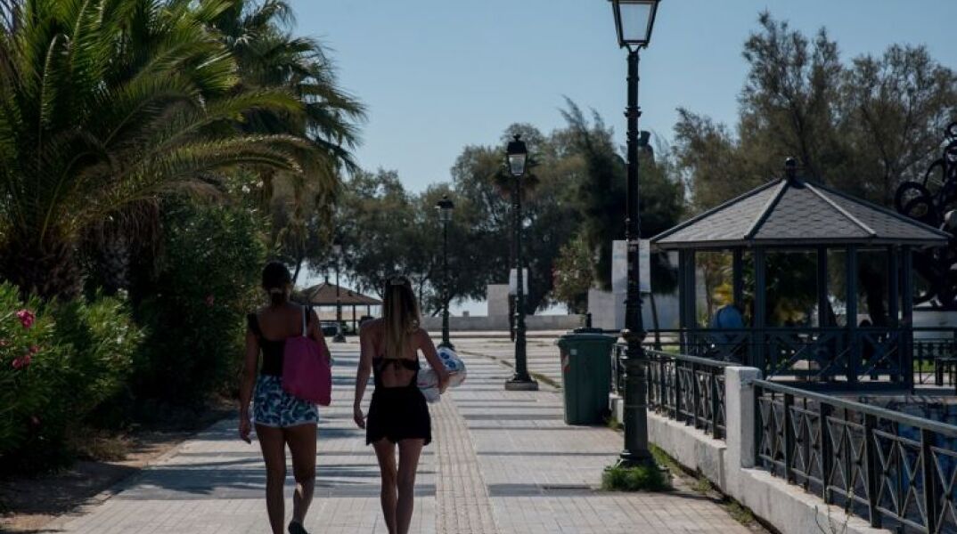 Καιρός: Κυριακή του Πάσχα με ηλιοφάνεια και υψηλές θερμοκρασίες