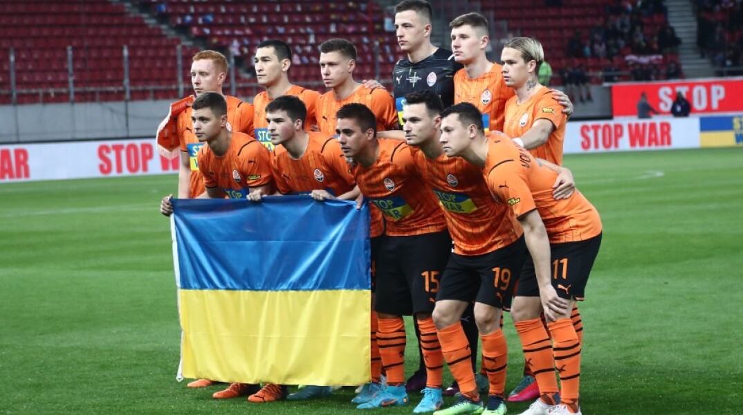 Οι παίκτες της ουκρανικής Σαχτάρ Ντόνετσκ στο φιλικό με τον Ολυμπιακό