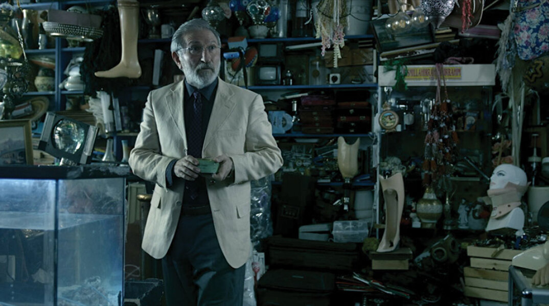 Ο ηθοποιός Ρίζα Ακίν στην ταινία «Kerr»