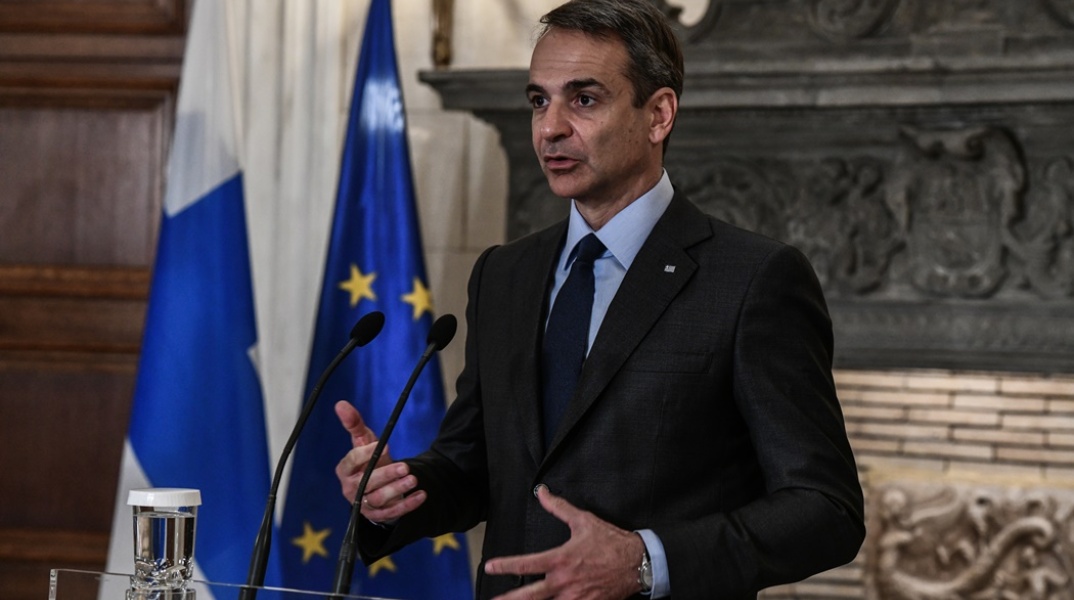 Ο πρωθυπουργός, Κυριάκος Μητσοτάκης, κατά τη διάρκεια δηλώσεων στο Μέγαρο Μαξίμου