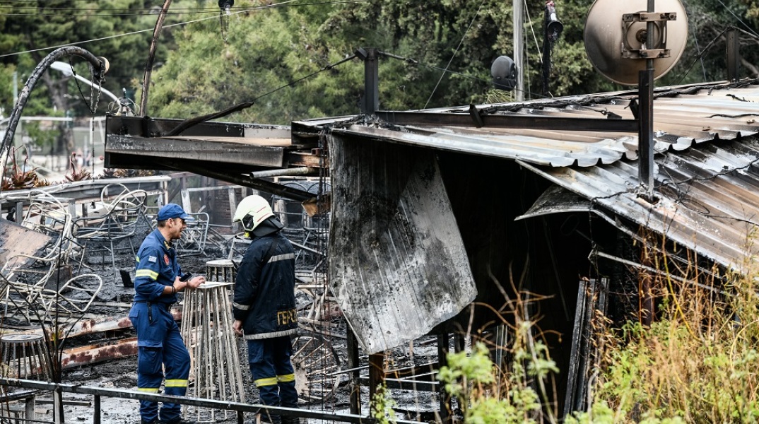 ΠΥΡΚΑΓΙΑ ΣΕ ΧΩΡΟ ΕΣΤΙΑΣΗΣ ΣΤΗ ΠΕΡΙΟΧΗ ΤΟΥ ΜΕΤΣ (ΤΑΤΙΑΝΑ ΜΠΟΛΑΡΗ / EUROKINISSI)