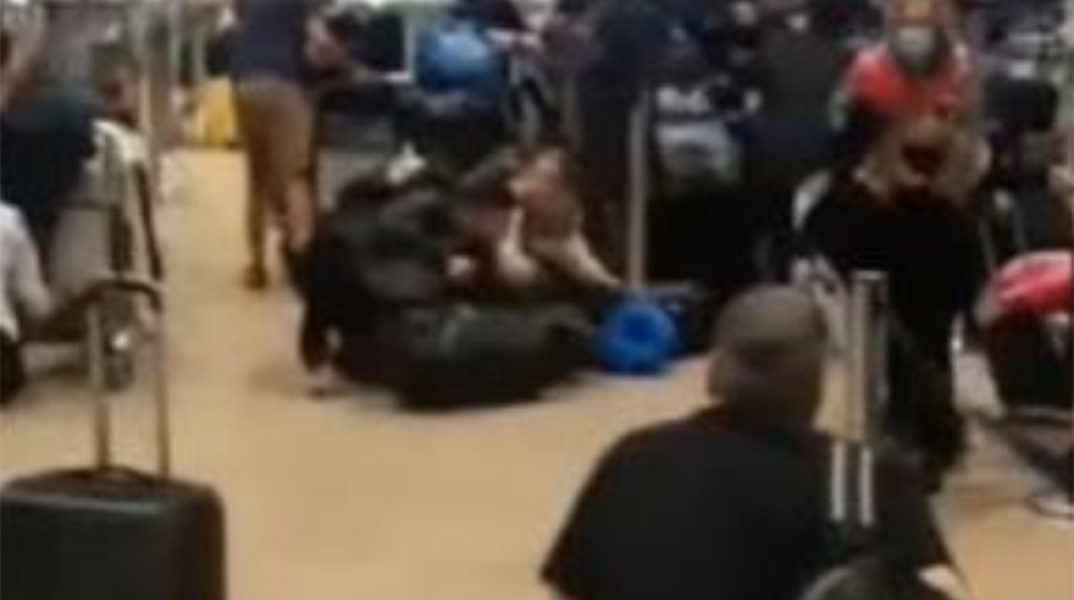 Ισραήλ: Τουρίστες πήραν για σουβενίρ οβίδα και προκάλεσαν πανικό στο αεροδρόμιο