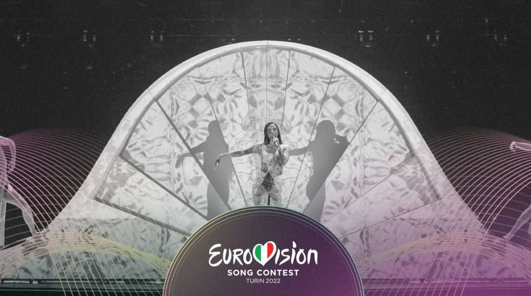 Eurovision 2022: Η Ανδρομάχη στη σκηνή του Pala Olympico στο Τορίνο