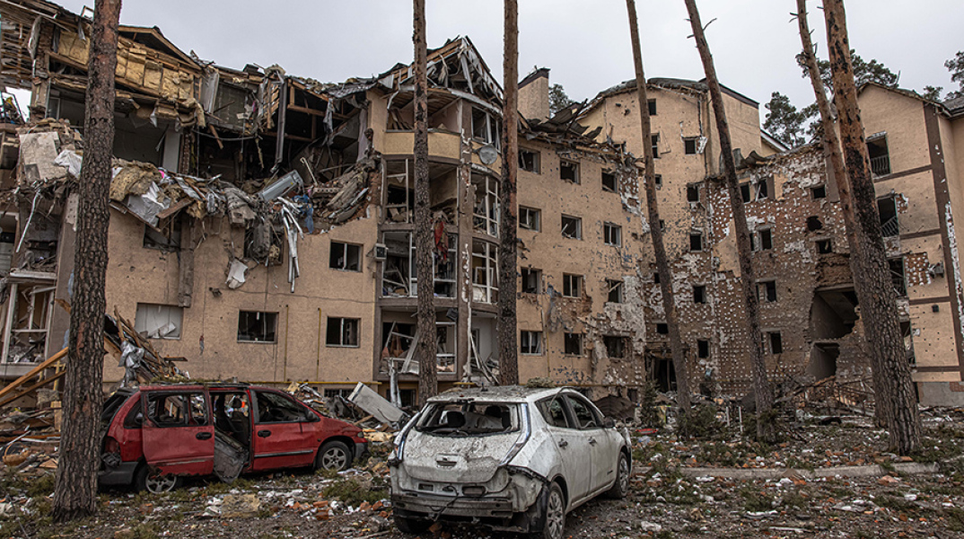 Πόλεμος στην Ουκρανία: Κατεστραμμένα κτίρια στο Ιρπίν