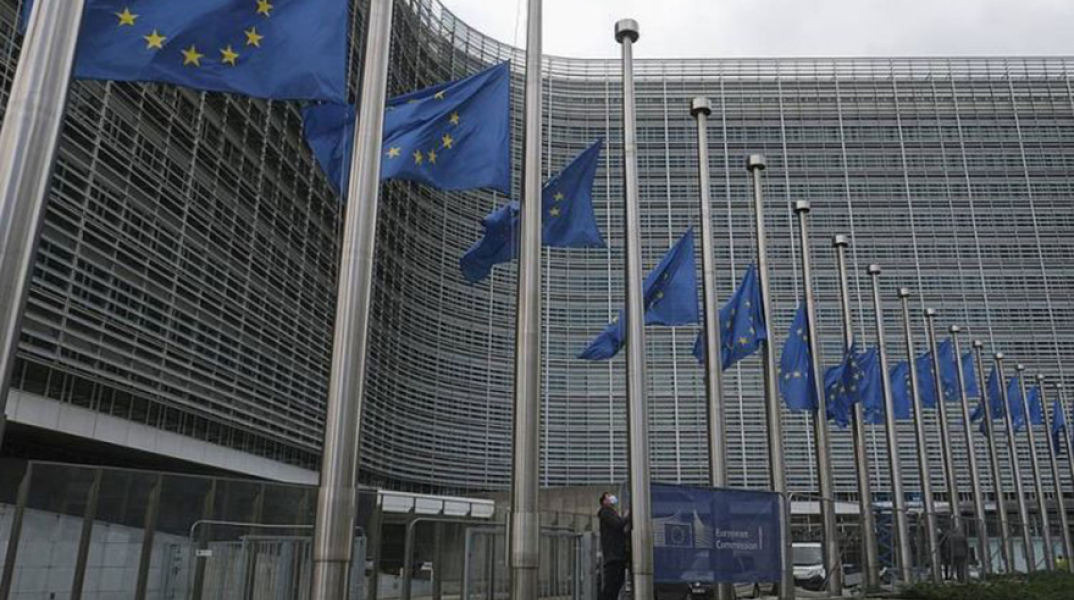 Κομισιόν: Θα υποβάλει προς έγκριση το έκτο πακέτο κυρώσεων κατά της Μόσχας