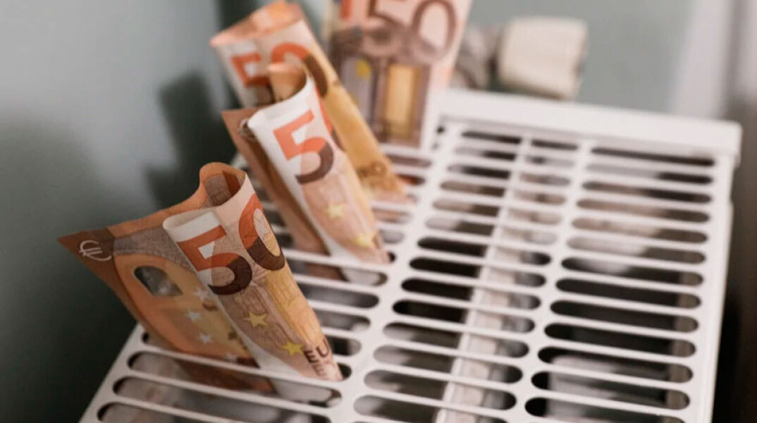 Αναδρομική επιστροφή έως 600 ευρώ στα νέα μέτρα για το ρεύμα