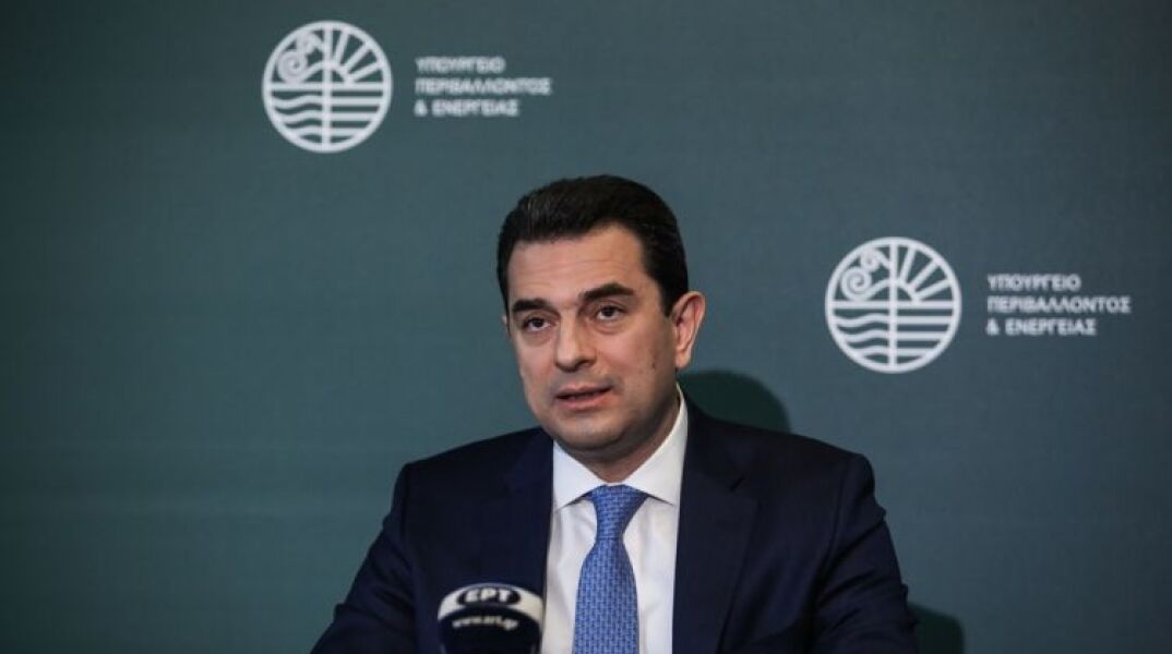 -Κώστας Σκρέκας: Αν επί κυβερνήσεως ΣΥΡΙΖΑ γίνονταν αυτά που γίνονται σήμερα για τις ΑΠΕ θα είχαμε πολύ πιο χαμηλούς λογαριασμούς ενέργειας