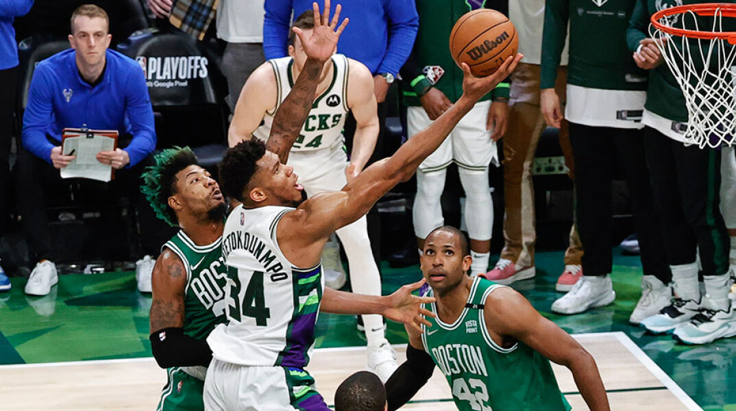Ο Γιάννης Αντετοκούνμπο οδήγησε τη σειρά με τους Μπόστον Σέλτικς στο 2-1 για τα ημιτελικά του NBA